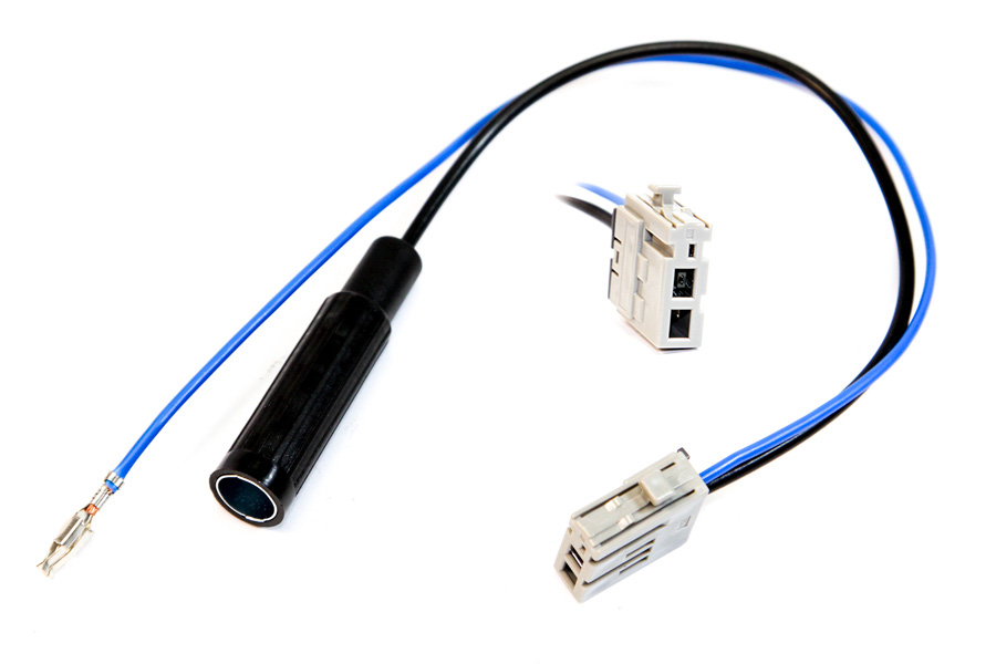 Nissan (06>) radio to female DIN connector