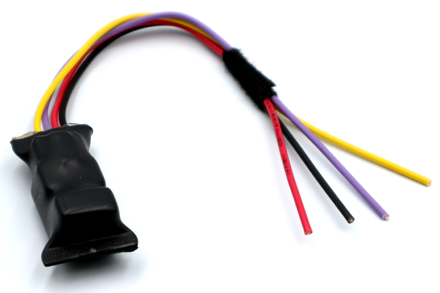 Reverse camera power feed relay cable