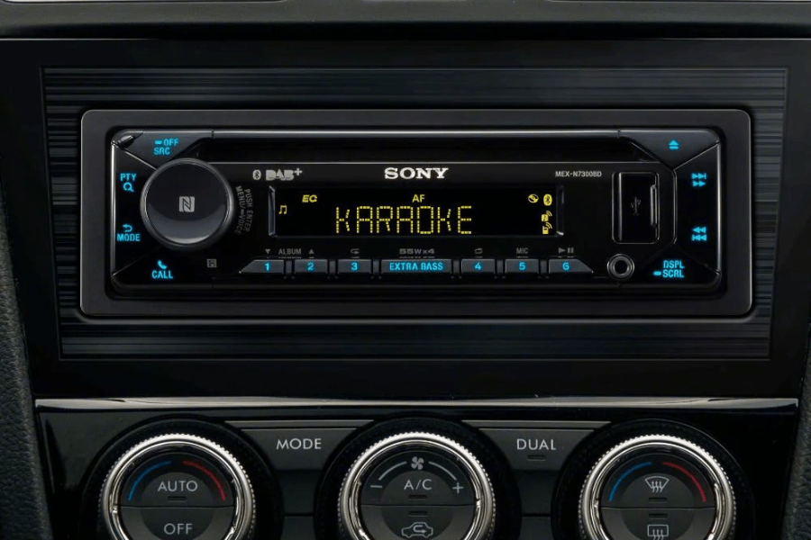 Sony MEX-N7300BD with unit USB DIN DAB, head InCarTec stereo Single and Dual - CD, Bluetooth car