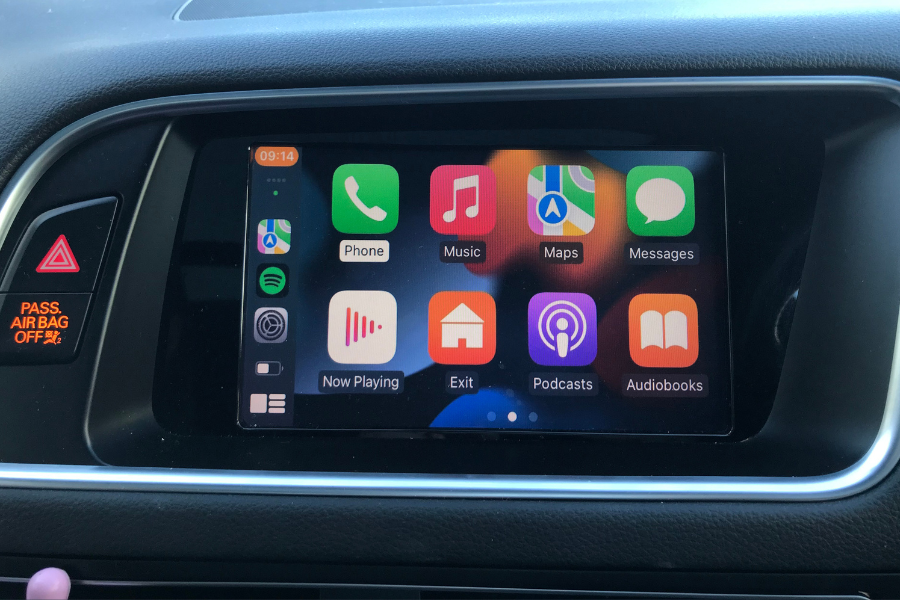 Audi Q5 Apple CarPlay and Android Auto Retrofit Interface (MMI 3G)