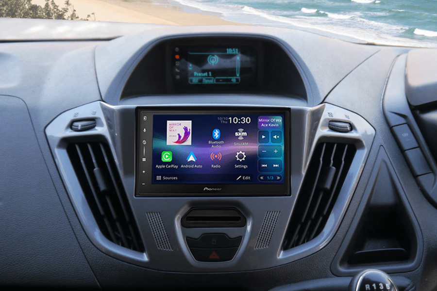 Ford Transit Custom (Trend) 12-16 Apple Carplay/ Android stereo kit with Pioneer SPH-DA77DAB