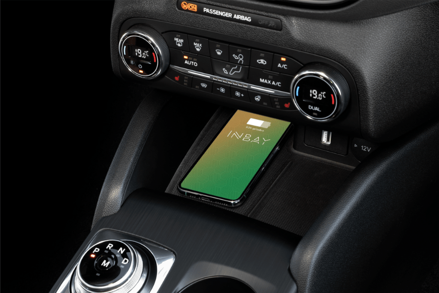 INBAY® Ford Focus (2018–2025) integrated Wireless smartphone charging tray (10W)