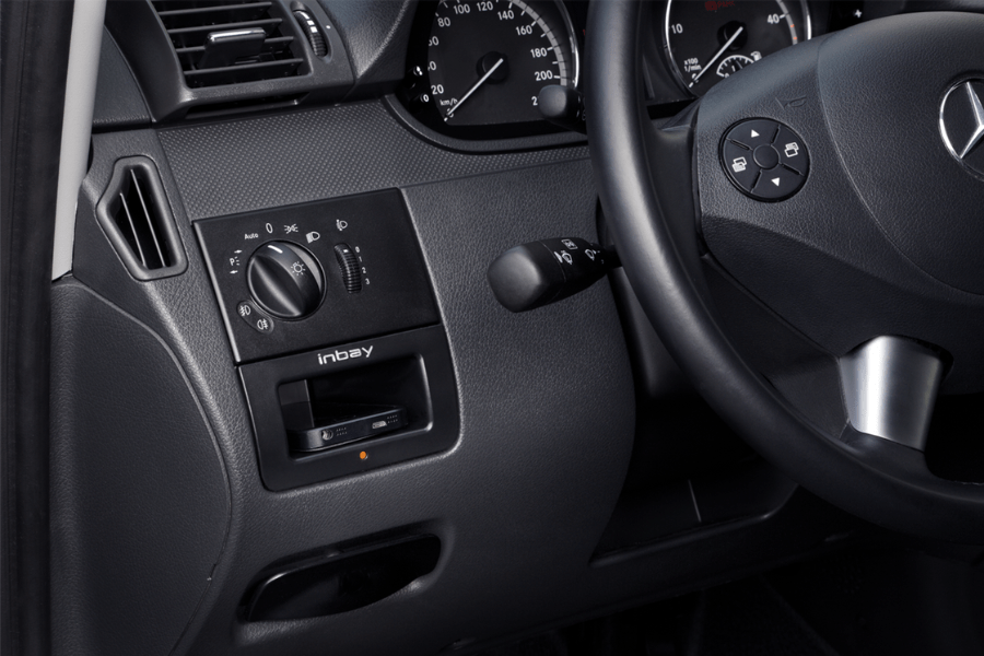 INBAY® Mercedes Vito/Viano W639 (2003-2014) 10W integrated Wireless smartphone charging pocket