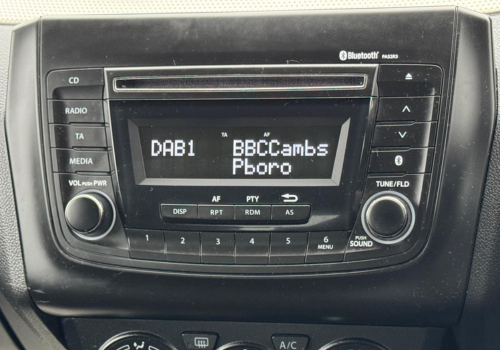 SUZ-SWI-06- CD/ Bluetooth Radio