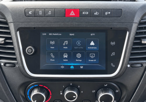 IVE-DAILY-08- MY24 Touchscreen Radio