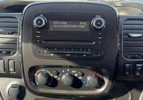 VAU-VIV2- CD18 BT USB