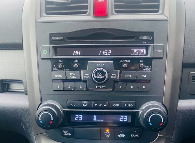 5.Honda CR-V Facelift (Basic Radio)